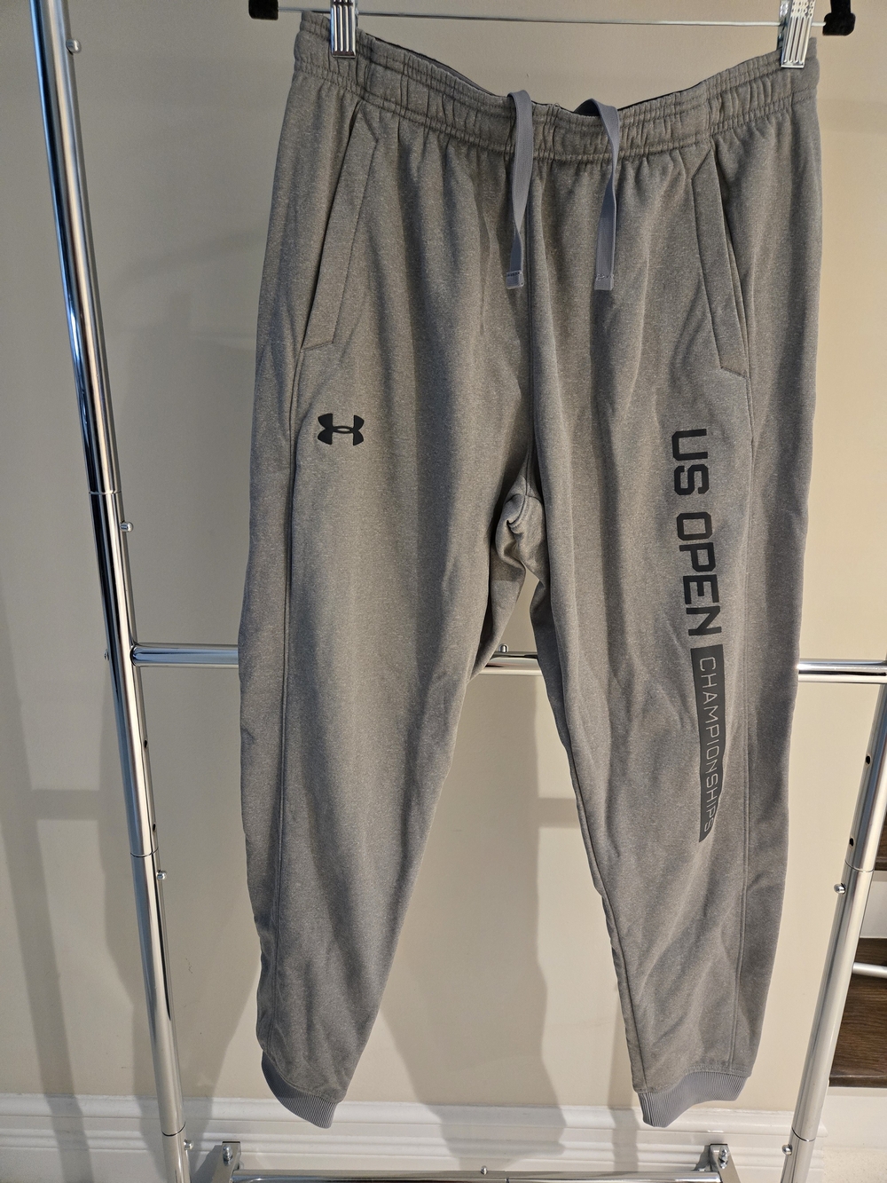 Under Armour Men's Gray US Open Championship Tennis Jogger Pants Size LARGE
